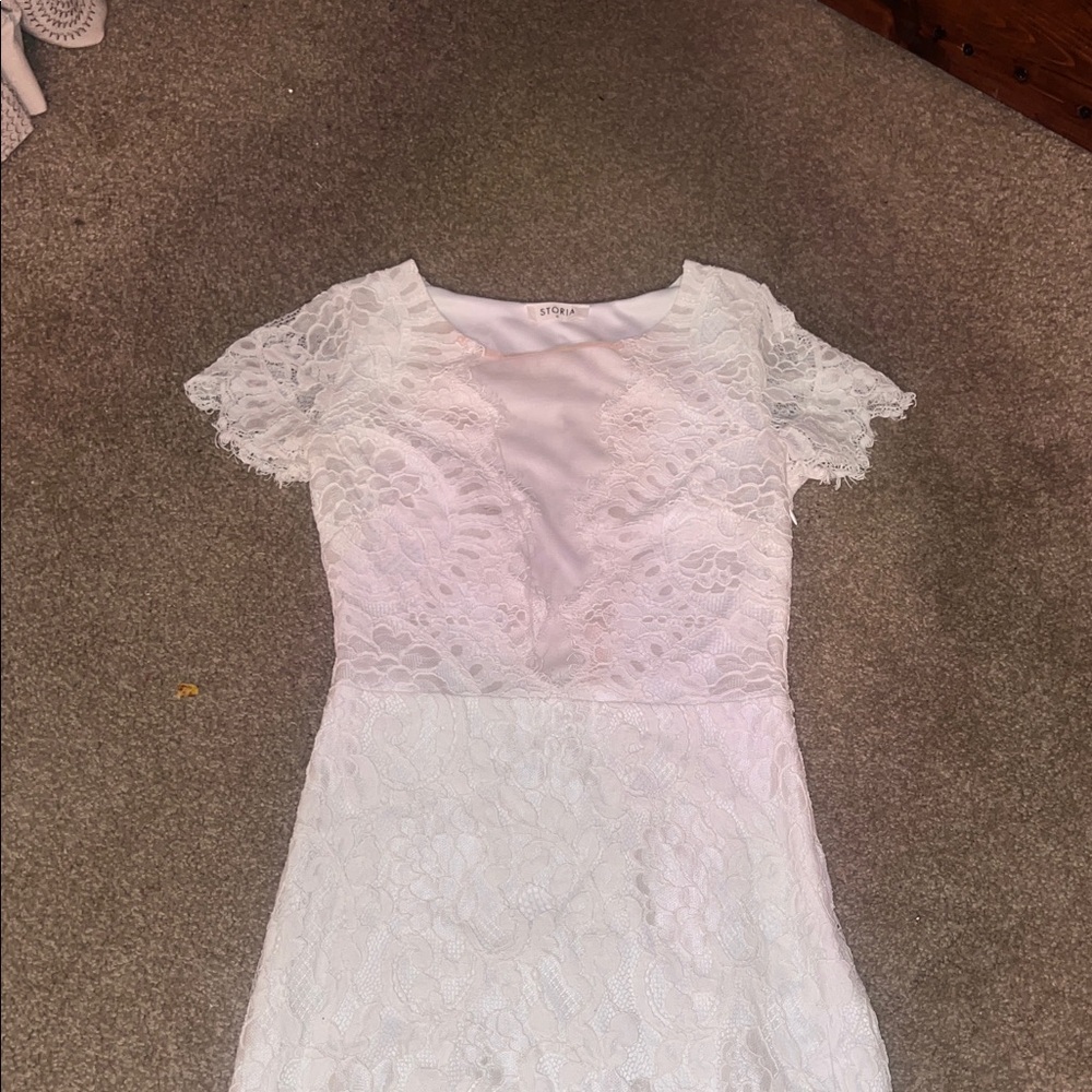Storia White Lace Mini Dress - Picture 2 of 7